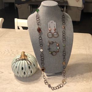 Beautiful long copper necklace! Coordinating bracelet and earrings!